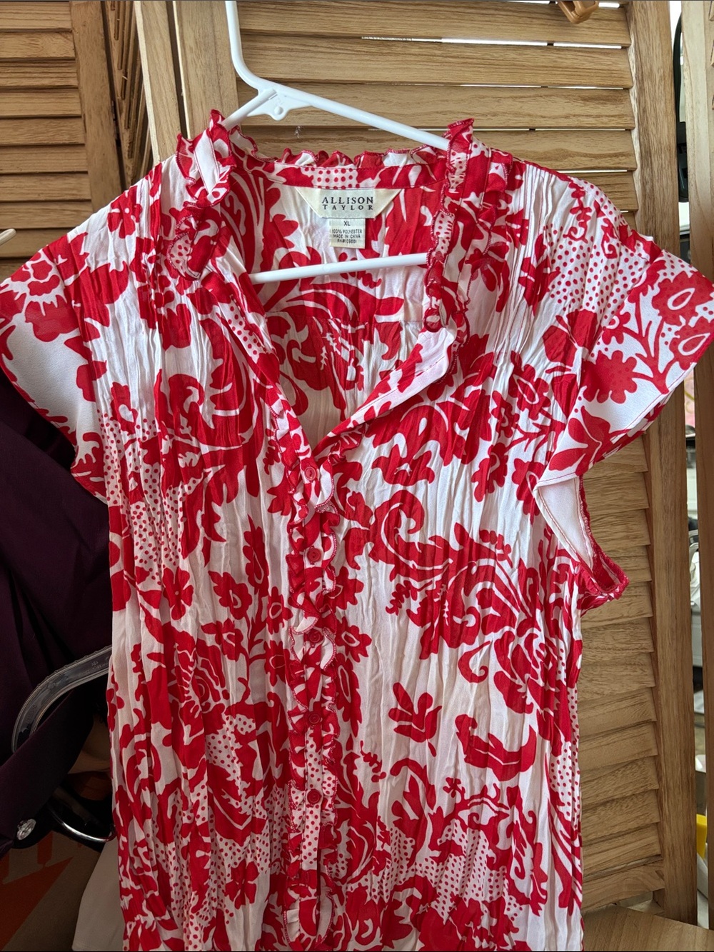Allison Taylor White Top with Bold Red Floral Print and Ruffle Trim XL